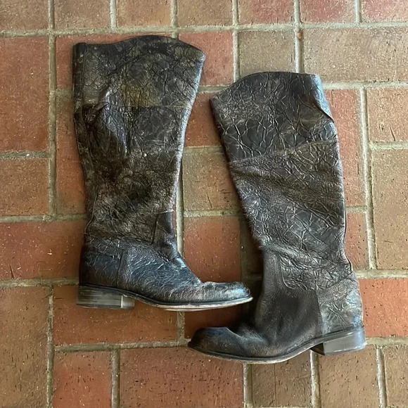 Brown Steve Madden Rains Crackled‎ Leather Boots 8 - Picture 1 of 7
